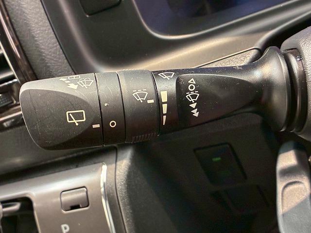 ハイエースバン スーパーＧＬ　ダークプライム２　モデリスタエアロ　純正ナビ　パノラミックビューモニター　両側電動スライドドア　デジタルインナーミラー　衝突軽減ブレーキ　車線逸脱防止　ＡＣ１００Ｖ　助手席エアバック　ＥＴＣ（30枚目）