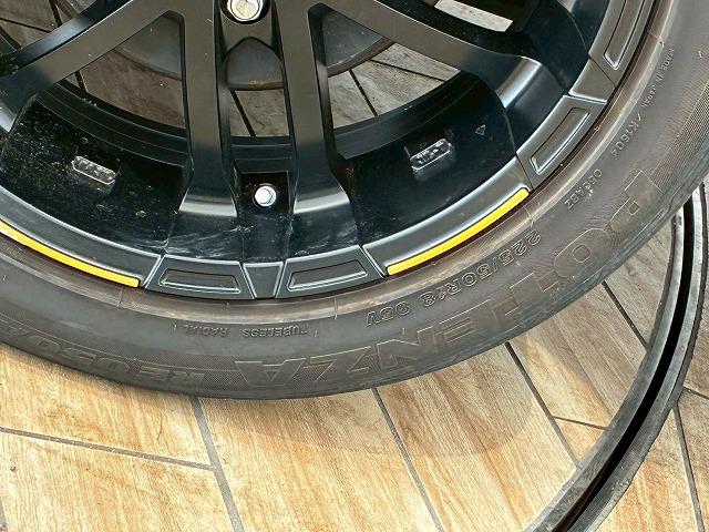 ハイエースバン スーパーＧＬ　ダークプライム２　モデリスタエアロ　純正ナビ　パノラミックビューモニター　両側電動スライドドア　デジタルインナーミラー　衝突軽減ブレーキ　車線逸脱防止　ＡＣ１００Ｖ　助手席エアバック　ＥＴＣ（70枚目）