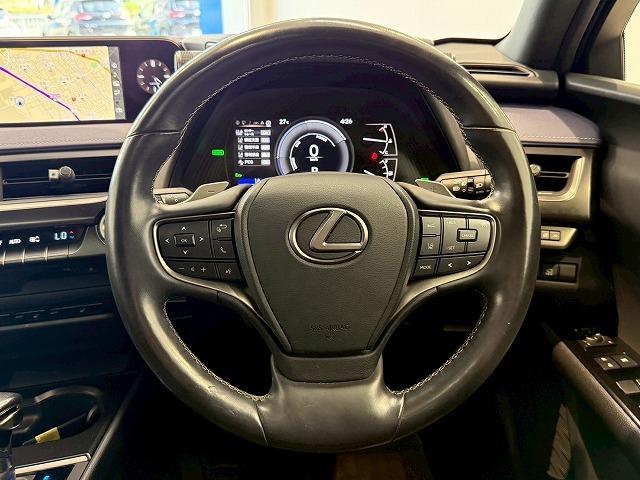 UX UX250h アーバンエレガンス サンルーフ 純正ナビ パノラミックビューモニター 電動リアゲート シートメモリー パワーシート ブラインドスポットモニター レーダークルーズコントロール パドルシフト ステアリングヒーター(49枚目)