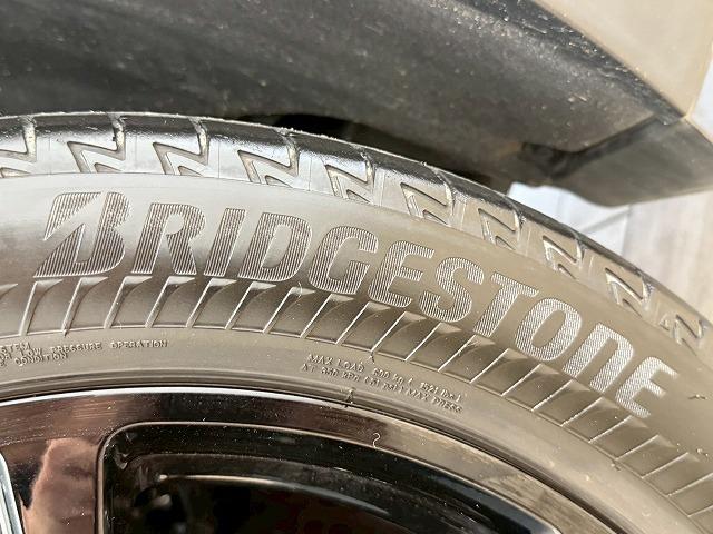 UX UX250h アーバンエレガンス サンルーフ 純正ナビ パノラミックビューモニター 電動リアゲート シートメモリー パワーシート ブラインドスポットモニター レーダークルーズコントロール パドルシフト ステアリングヒーター(66枚目)