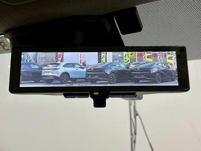 キャラバン グランドプレミアムＧＸ　純正ナビ　アラウンドビューモニター　デジタルインナーミラー　片側電動スライドドア　後席ヒーター／クーラー　ＥＴＣ　フルセグテレビ　ＳＤナビ　ＤＶＤ視聴可　パワステ　バックカメラ　ＥＳＣ　盗難防止装置（5枚目）