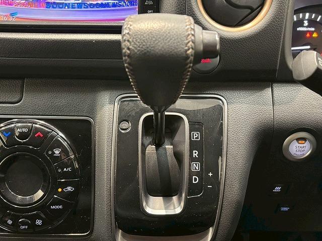 キャラバン グランドプレミアムＧＸ　純正ナビ　アラウンドビューモニター　デジタルインナーミラー　片側電動スライドドア　後席ヒーター／クーラー　ＥＴＣ　フルセグテレビ　ＳＤナビ　ＤＶＤ視聴可　パワステ　バックカメラ　ＥＳＣ　盗難防止装置（29枚目）