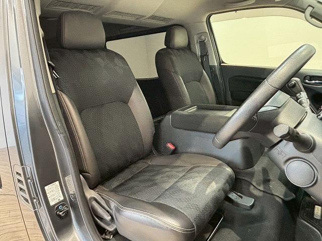 キャラバン グランドプレミアムＧＸ　純正ナビ　アラウンドビューモニター　デジタルインナーミラー　片側電動スライドドア　後席ヒーター／クーラー　ＥＴＣ　フルセグテレビ　ＳＤナビ　ＤＶＤ視聴可　パワステ　バックカメラ　ＥＳＣ　盗難防止装置（46枚目）