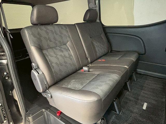 キャラバン グランドプレミアムＧＸ　純正ナビ　アラウンドビューモニター　デジタルインナーミラー　片側電動スライドドア　後席ヒーター／クーラー　ＥＴＣ　フルセグテレビ　ＳＤナビ　ＤＶＤ視聴可　パワステ　バックカメラ　ＥＳＣ　盗難防止装置（47枚目）