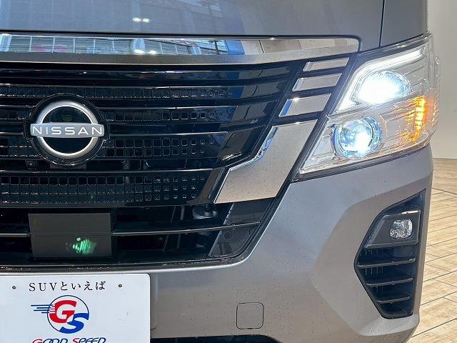 キャラバン グランドプレミアムＧＸ　純正ナビ　アラウンドビューモニター　デジタルインナーミラー　片側電動スライドドア　後席ヒーター／クーラー　ＥＴＣ　フルセグテレビ　ＳＤナビ　ＤＶＤ視聴可　パワステ　バックカメラ　ＥＳＣ　盗難防止装置（60枚目）