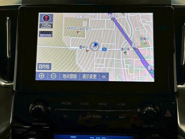 アルファードハイブリッド ＳＲ“Ｃ　パッケージ”　サンルーフ　後席モニター　デジタルミラー　サンルーフ　フリップダウンモニター　デジタルインナーミラー　電動リアゲート　シートメモリー　パワーシート　純正ナビ　レーダークルーズコントロールシートクーラー（3枚目）