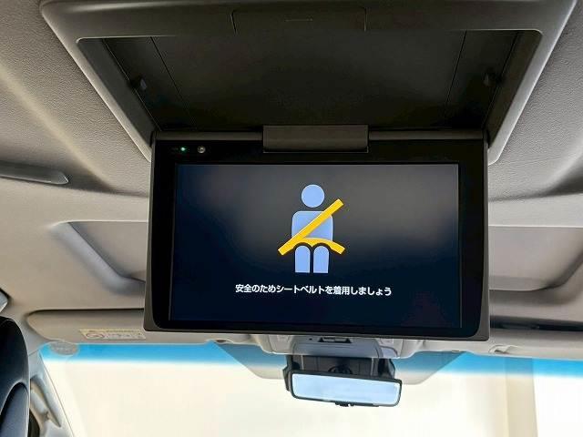 アルファードハイブリッド ＳＲ“Ｃ　パッケージ”　サンルーフ　後席モニター　デジタルミラー　サンルーフ　フリップダウンモニター　デジタルインナーミラー　電動リアゲート　シートメモリー　パワーシート　純正ナビ　レーダークルーズコントロールシートクーラー（6枚目）