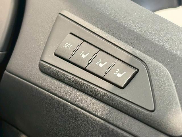 アルファードハイブリッド ＳＲ“Ｃ　パッケージ”　サンルーフ　後席モニター　デジタルミラー　サンルーフ　フリップダウンモニター　デジタルインナーミラー　電動リアゲート　シートメモリー　パワーシート　純正ナビ　レーダークルーズコントロールシートクーラー（8枚目）