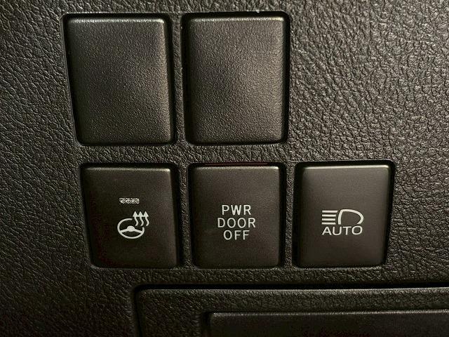 アルファードハイブリッド ＳＲ“Ｃ　パッケージ”　サンルーフ　後席モニター　デジタルミラー　サンルーフ　フリップダウンモニター　デジタルインナーミラー　電動リアゲート　シートメモリー　パワーシート　純正ナビ　レーダークルーズコントロールシートクーラー（21枚目）