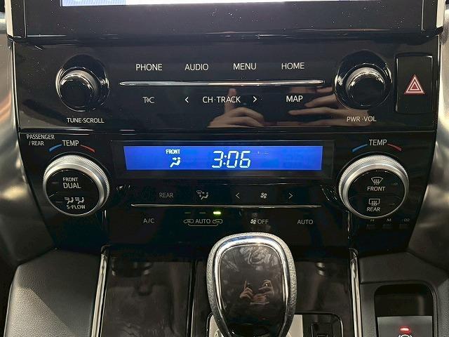 アルファードハイブリッド ＳＲ“Ｃ　パッケージ”　サンルーフ　後席モニター　デジタルミラー　サンルーフ　フリップダウンモニター　デジタルインナーミラー　電動リアゲート　シートメモリー　パワーシート　純正ナビ　レーダークルーズコントロールシートクーラー（28枚目）