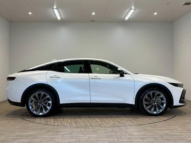 クラウンクロスオーバー G “Advanced・Leather Package” 純正ナビ パノラミックビューモニター デジタルインナーミラー ヘッドアップディスプレイ ブラインドスポットモニター シートメモリー パワーシート シートヒーター シートクーラー レーダークルーズ(14枚目)