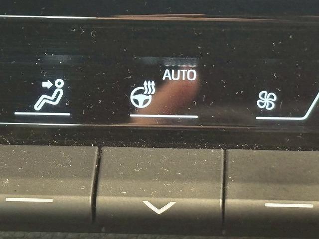 クラウンクロスオーバー G “Advanced・Leather Package” 純正ナビ パノラミックビューモニター デジタルインナーミラー ヘッドアップディスプレイ ブラインドスポットモニター シートメモリー パワーシート シートヒーター シートクーラー レーダークルーズ(30枚目)