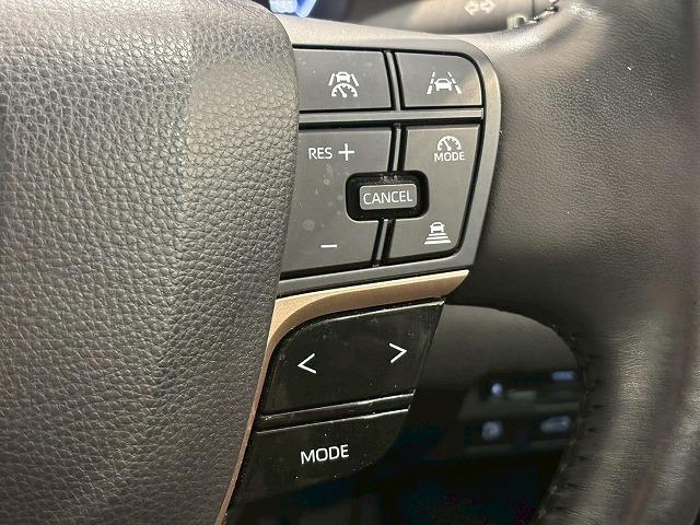 クラウンクロスオーバー G “Advanced・Leather Package” 純正ナビ パノラミックビューモニター デジタルインナーミラー ヘッドアップディスプレイ ブラインドスポットモニター シートメモリー パワーシート シートヒーター シートクーラー レーダークルーズ(35枚目)