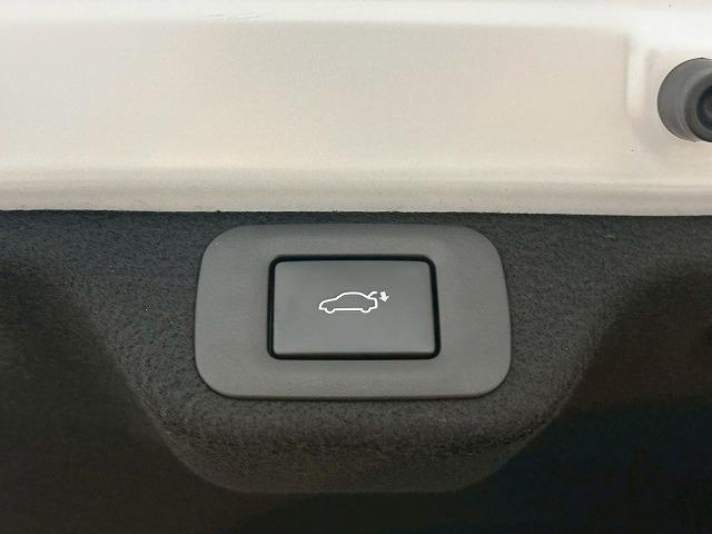 クラウンクロスオーバー G “Advanced・Leather Package” 純正ナビ パノラミックビューモニター デジタルインナーミラー ヘッドアップディスプレイ ブラインドスポットモニター シートメモリー パワーシート シートヒーター シートクーラー レーダークルーズ(58枚目)