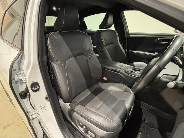 クラウンクロスオーバー G “Advanced・Leather Package” 純正ナビ パノラミックビューモニター デジタルインナーミラー ヘッドアップディスプレイ ブラインドスポットモニター シートメモリー パワーシート シートヒーター シートクーラー レーダークルーズ(59枚目)