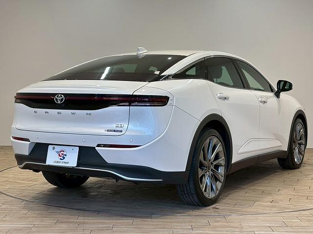 クラウンクロスオーバー G “Advanced・Leather Package” 純正ナビ パノラミックビューモニター デジタルインナーミラー ヘッドアップディスプレイ ブラインドスポットモニター シートメモリー パワーシート シートヒーター シートクーラー レーダークルーズ(75枚目)