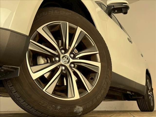 ハリアー Ｇ　デジタルインナーミラー　電動リアゲート　ブラインドスポットモニター　レーダークルーズコントロール　ＥＴＣ　パワーシート　プッシュスタート　アイドリングストップ　ＡＷ　キーフリー　パワーウインドウ　禁煙（18枚目）