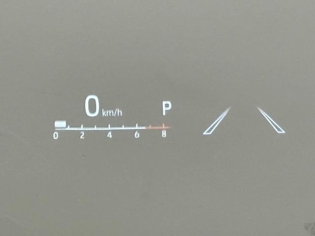 ハリアー Ｚ　“Ｌｅａｔｈｅｒ　Ｐａｃｋａｇｅ”　パノラマルーフ　デジタルインナーミラー　アラウンドビューモニター　電動リアゲート　ブラインドスポットモニター　レーダークルーズコントロール　　シートクーラー　ハンドルヒーター　ヘッドアップディスプレイ（40枚目）