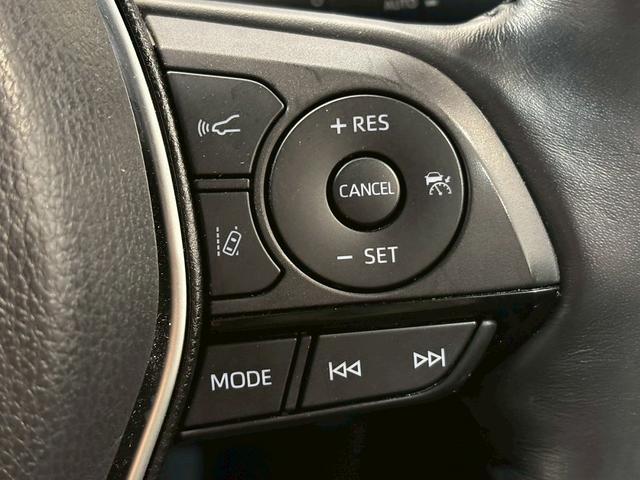 ハリアー Ｚ　“Ｌｅａｔｈｅｒ　Ｐａｃｋａｇｅ”　パノラマルーフ　デジタルインナーミラー　アラウンドビューモニター　電動リアゲート　ブラインドスポットモニター　レーダークルーズコントロール　　シートクーラー　ハンドルヒーター　ヘッドアップディスプレイ（51枚目）