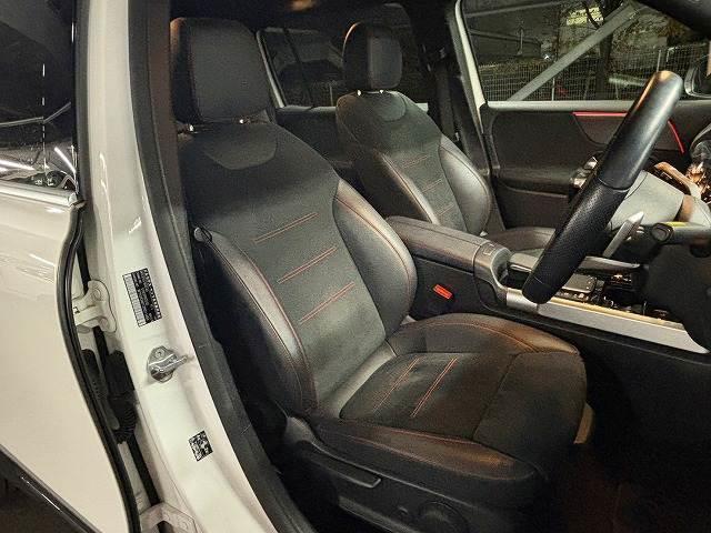 ＥＱＢ ＥＱＢ２５０　ＡＭＧラインパッケージ　純正ナビ　アラウンドビューモニター　ヘッドアップディスプレイ　ブラインドスポットモニター　レーダークルーズコントロール　シートヒーター　パドルシフト　クリアランスソナー（9枚目）