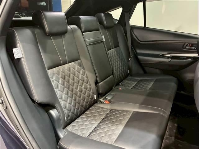 ハリアー ＰＲＥＭＩＵＭ　モデリスタエアロ　サンルーフ　アルパインＢＩＧＸ１０インチナビ　バックカメラ　レーダークルーズコントロール　電動リアゲート　パワーシート　車線逸脱防止　衝突軽減ブレーキ（10枚目）