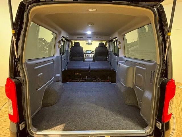 NV350キャラバンバン ライダープレミアムGXターボプロスタイルパッケージ 純正ナビ パノラミックビューモニター 衝突軽減ブレーキ リアクーラー リアヒーター スマートキー プッシュスタート ETC 純正15インチアルミ フルセグテレビ Bluetooth接続可(11枚目)