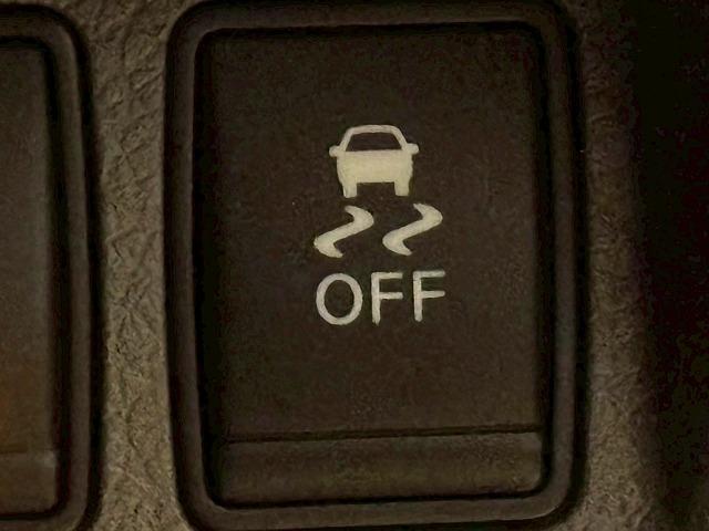 NV350キャラバンバン ライダープレミアムGXターボプロスタイルパッケージ 純正ナビ パノラミックビューモニター 衝突軽減ブレーキ リアクーラー リアヒーター スマートキー プッシュスタート ETC 純正15インチアルミ フルセグテレビ Bluetooth接続可(22枚目)