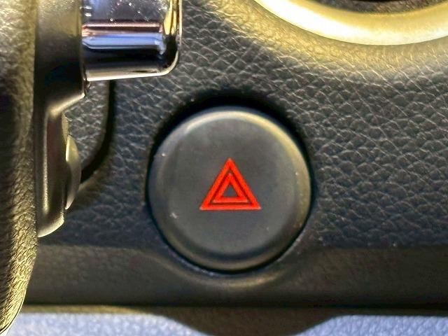 NV350キャラバンバン ライダープレミアムGXターボプロスタイルパッケージ 純正ナビ パノラミックビューモニター 衝突軽減ブレーキ リアクーラー リアヒーター スマートキー プッシュスタート ETC 純正15インチアルミ フルセグテレビ Bluetooth接続可(25枚目)