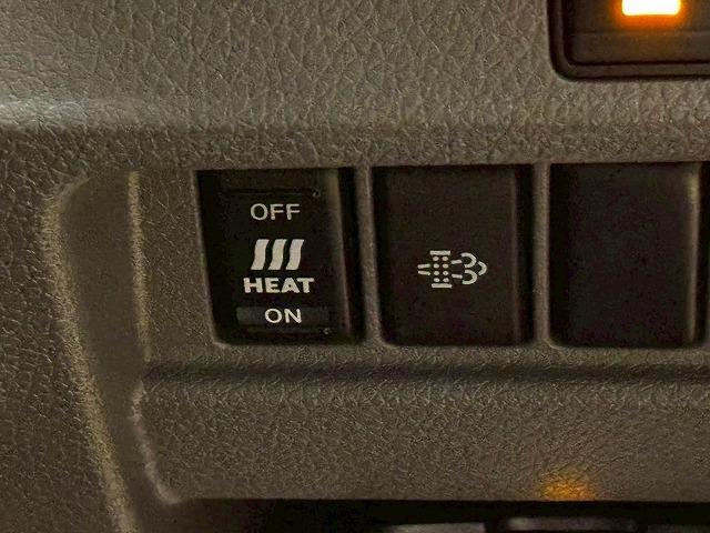 NV350キャラバンバン ライダープレミアムGXターボプロスタイルパッケージ 純正ナビ パノラミックビューモニター 衝突軽減ブレーキ リアクーラー リアヒーター スマートキー プッシュスタート ETC 純正15インチアルミ フルセグテレビ Bluetooth接続可(54枚目)