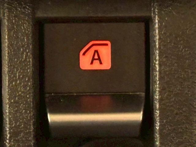 ジムニー ＸＣ　７インチナビ　フルセグテレビ　Ｂｌｕｅｔｏｏｔｈ接続可　クルーズコントロール　シートヒーター　衝突軽減ブレーキ　車線逸脱防止　スマートキー　プッシュスタート　ＥＴＣ　フルタイム４ＷＤ　禁煙　ＤＶＤ視聴（26枚目）