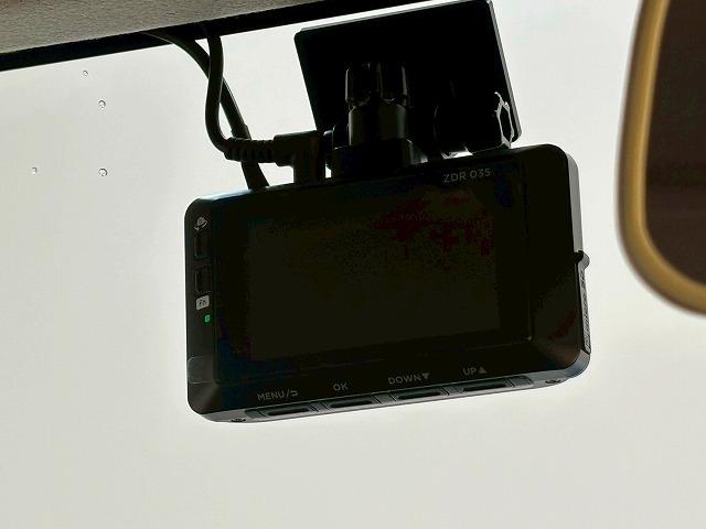 ジムニー ＸＣ　７インチナビ　フルセグテレビ　Ｂｌｕｅｔｏｏｔｈ接続可　クルーズコントロール　シートヒーター　衝突軽減ブレーキ　車線逸脱防止　スマートキー　プッシュスタート　ＥＴＣ　フルタイム４ＷＤ　禁煙　ＤＶＤ視聴（35枚目）