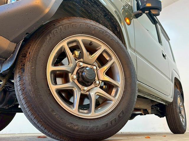 ジムニー ＸＣ　７インチナビ　フルセグテレビ　Ｂｌｕｅｔｏｏｔｈ接続可　クルーズコントロール　シートヒーター　衝突軽減ブレーキ　車線逸脱防止　スマートキー　プッシュスタート　ＥＴＣ　フルタイム４ＷＤ　禁煙　ＤＶＤ視聴（56枚目）