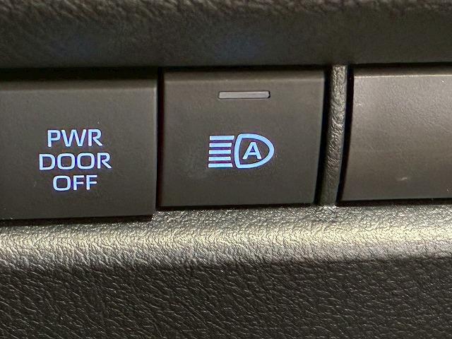 グランエース Ｐｒｅｍｉｕｍ　純正ナビ　パノラミックビューモニター　デジタルインナーミラー　両側電動スライドドア　レーダークルーズコントロール　車線逸脱防止　衝突軽減ブレーキ　シートヒーター　ブラインドスポットモニター（45枚目）