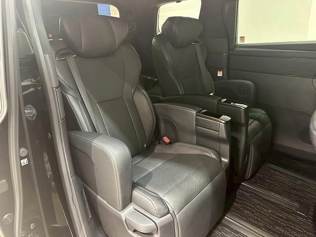 アルファード Z モデリスタエアロ 純正ナビ パノラミックビューモニター シートメモリー パワーシート レーダークルーズコントロール 電動リアゲート 両側電動スライドドア シートヒーター シートクーラー(10枚目)