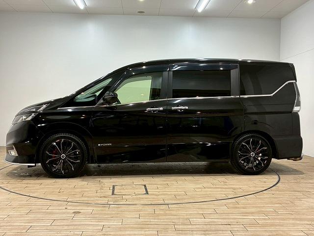 セレナ e-POWER ハイウェイスターV 純正ナビ アラウンドビューモニター フリップダウンモニター 両側電動スライドドア デジタルインナーミラー シートヒーター プロパイロット 衝突軽減ブレーキ(24枚目)