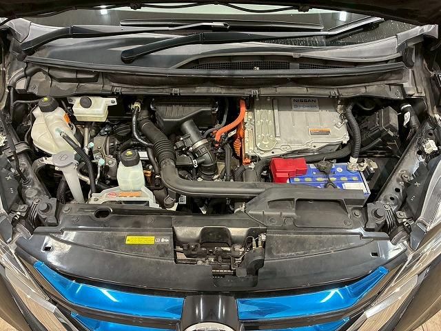 セレナ e-POWER ハイウェイスターV 純正ナビ アラウンドビューモニター フリップダウンモニター 両側電動スライドドア デジタルインナーミラー シートヒーター プロパイロット 衝突軽減ブレーキ(71枚目)