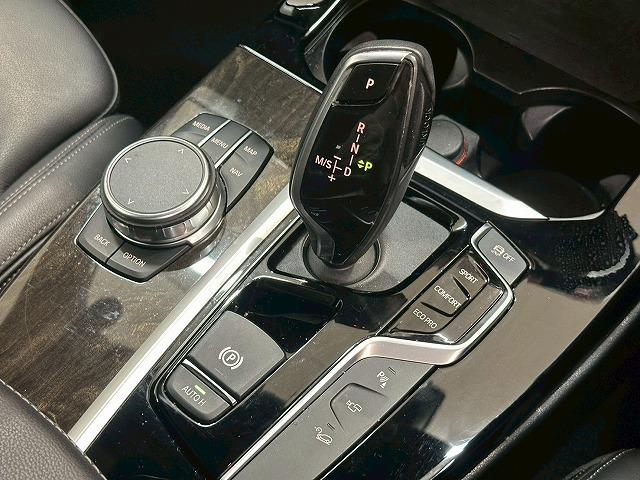 Ｘ３ ｘＤｒｉｖｅ　２０ｄ　Ｍ　Ｓｐｏｒｔ　１オーナー　本革シート　シートヒーター　純正ナビ　アラウンドビューモニター　ブラインドスポットモニター　レーダークルーズコントロール　電動リアゲート　パワーシート　コーナーセンサー（30枚目）