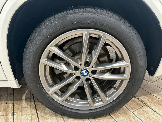 Ｘ３ ｘＤｒｉｖｅ　２０ｄ　Ｍ　Ｓｐｏｒｔ　１オーナー　本革シート　シートヒーター　純正ナビ　アラウンドビューモニター　ブラインドスポットモニター　レーダークルーズコントロール　電動リアゲート　パワーシート　コーナーセンサー（60枚目）