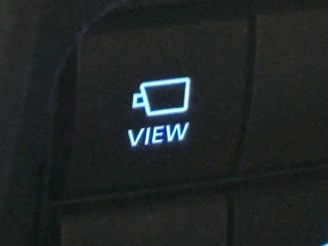 ランドクルーザープラド ＴＸ“Ｌパッケージ・Ｍａｔｔ　Ｂｌａｃｋ　Ｅｄｉｔｉｏｎ”　サンルーフ　純正９インチナビ　パノラミックビューモニター　ブラックルーフレール　純正ウッド調コンビステアリング　シートヒーター　パワーシート　レーダークルーズコントロール　ブラインドスポットモニター（46枚目）