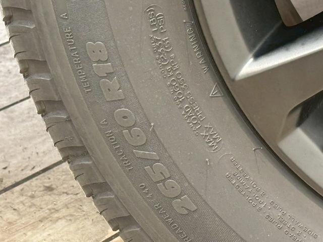 ランドクルーザープラド ＴＸ“Ｌパッケージ・Ｍａｔｔ　Ｂｌａｃｋ　Ｅｄｉｔｉｏｎ”　サンルーフ　純正９インチナビ　パノラミックビューモニター　ブラックルーフレール　純正ウッド調コンビステアリング　シートヒーター　パワーシート　レーダークルーズコントロール　ブラインドスポットモニター（64枚目）