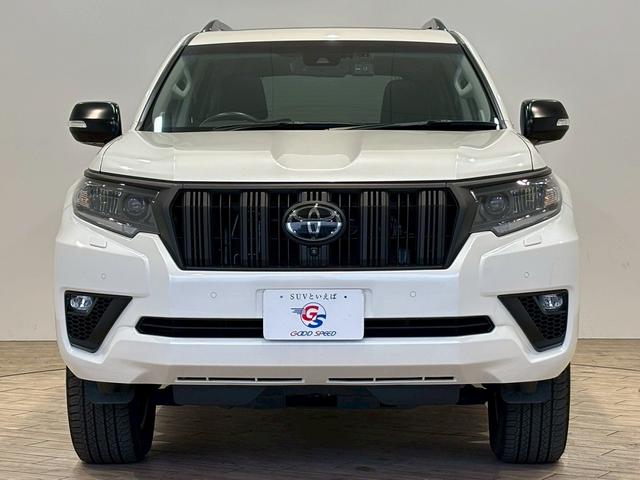 ランドクルーザープラド ＴＸ“Ｌパッケージ・Ｍａｔｔ　Ｂｌａｃｋ　Ｅｄｉｔｉｏｎ”　サンルーフ　純正９インチナビ　パノラミックビューモニター　ブラックルーフレール　純正ウッド調コンビステアリング　シートヒーター　パワーシート　レーダークルーズコントロール　ブラインドスポットモニター（65枚目）