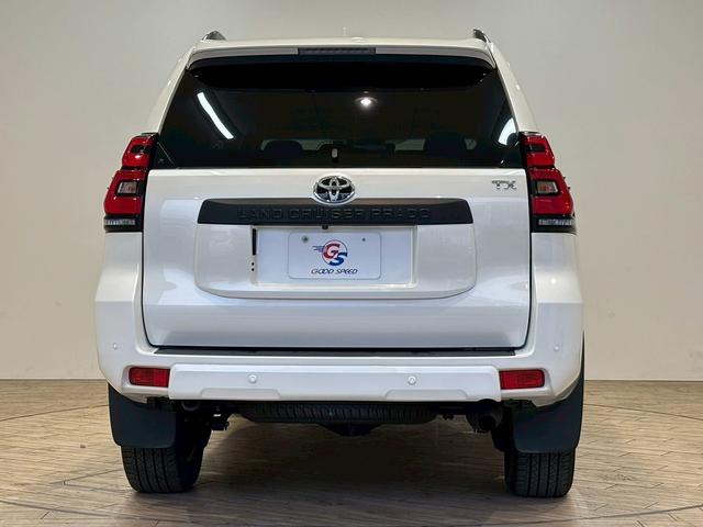 ランドクルーザープラド ＴＸ“Ｌパッケージ・Ｍａｔｔ　Ｂｌａｃｋ　Ｅｄｉｔｉｏｎ”　サンルーフ　純正９インチナビ　パノラミックビューモニター　ブラックルーフレール　純正ウッド調コンビステアリング　シートヒーター　パワーシート　レーダークルーズコントロール　ブラインドスポットモニター（66枚目）