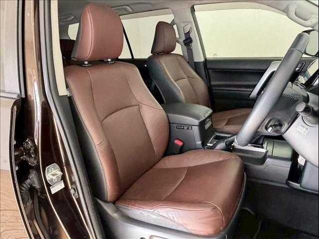 ランドクルーザープラド ＴＸ　“Ｌパッケージ・Ｇ－ＦＲＯＮＴＩＥＲ”　サンルーフ　ブラウンレザーシート　アルパインナビ　バックカメラ　パワーシート　クルーズコントロール　シートヒーター　ＥＴＣ（9枚目）