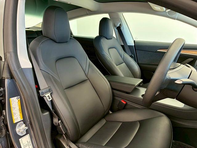 モデル３ ロングレンジ　ＡＷＤ　ガラスルーフ　オートパイロット　純正ナビ　バックカメラ　サイドカメラ　電動リアゲート　パワーシート　シートヒーター　ステアリングヒーター　ＥＴＣ　ブラックレザーシート（41枚目）