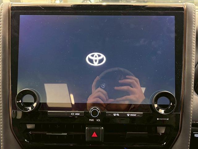 アルファード Ｚ　モデリスタエアロ　ユニバーサルステップ　１３．２型有機ＥＬ後席ディスプレイ　ツインムーンルーフ　ヘッドアップディスプレイ　ブラインドスポットモニター　パノラミックビューモニター　電動リアゲート（25枚目）