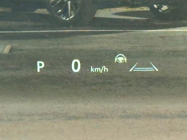 アルファード Ｚ　モデリスタエアロ　ユニバーサルステップ　１３．２型有機ＥＬ後席ディスプレイ　ツインムーンルーフ　ヘッドアップディスプレイ　ブラインドスポットモニター　パノラミックビューモニター　電動リアゲート（32枚目）