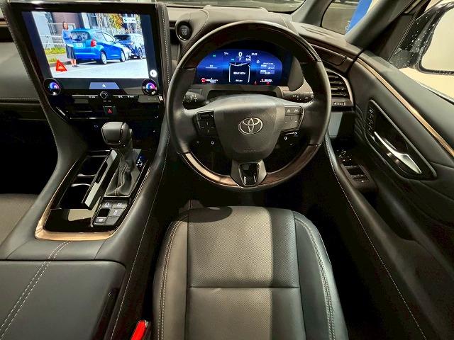 アルファード Ｚ　モデリスタエアロ　ユニバーサルステップ　１３．２型有機ＥＬ後席ディスプレイ　ツインムーンルーフ　ヘッドアップディスプレイ　ブラインドスポットモニター　パノラミックビューモニター　電動リアゲート（40枚目）