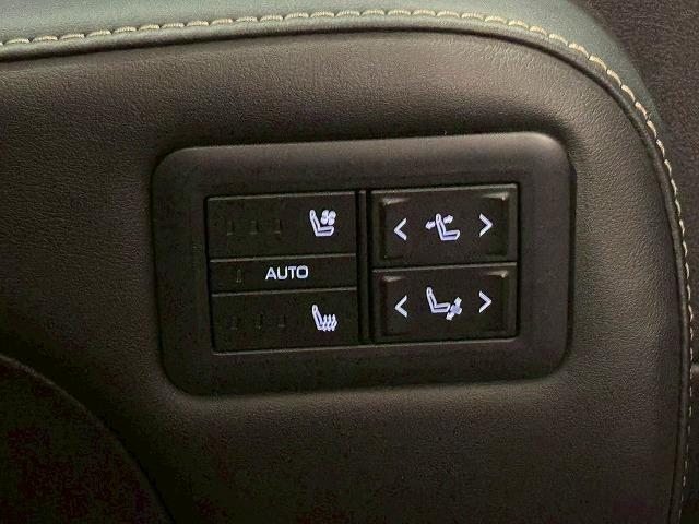 アルファード Ｚ　モデリスタエアロ　ユニバーサルステップ　１３．２型有機ＥＬ後席ディスプレイ　ツインムーンルーフ　ヘッドアップディスプレイ　ブラインドスポットモニター　パノラミックビューモニター　電動リアゲート（50枚目）