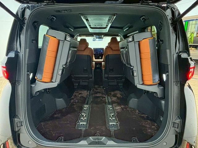 ヴェルファイアハイブリッド Ｚ　Ｐｒｅｍｉｅｒ　ブラウンレザーシート　ツインムーンルーフ　デジタルインナーミラー　パノラミックビューモニター　ヘッドアップディスプレイ　ブラインドスポットモニター　電動リアゲート　両側電動スライドドア　シートヒーター（70枚目）