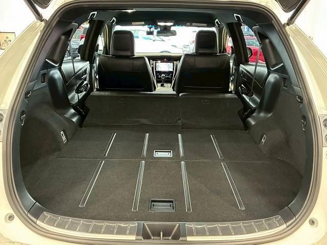 ハリアー PREMIUM アルパインナビ バックカメラ 電動リアゲート レーダークルーズコントロール 車線逸脱防止 衝突軽減ブレーキ パワーシート オートハイビーム アイドリングストップ LEDヘッドライト(11枚目)
